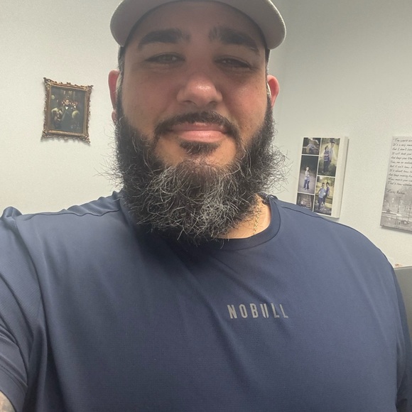 Meet your Posher, Josh - Picture 2 of 6